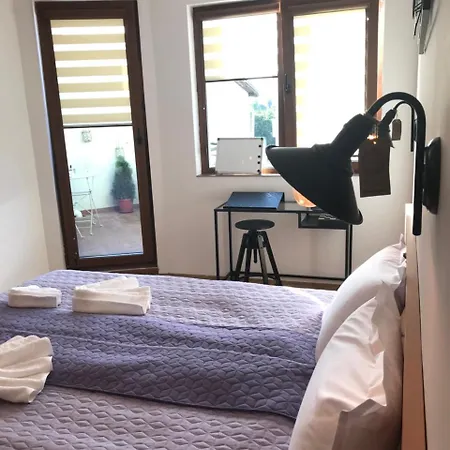 Bright, Comfortable And Cozy Διαμέρισμα *