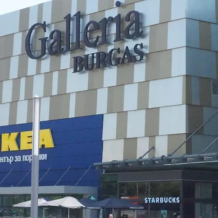 Apartment Bright, Comfortable And Cozy Burgas