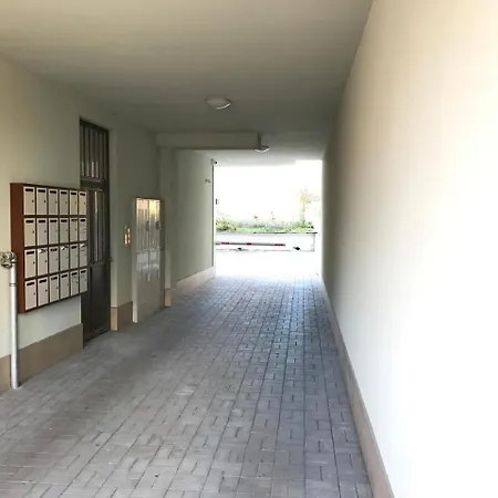 Bright, Comfortable And Cozy Apartment Burgas